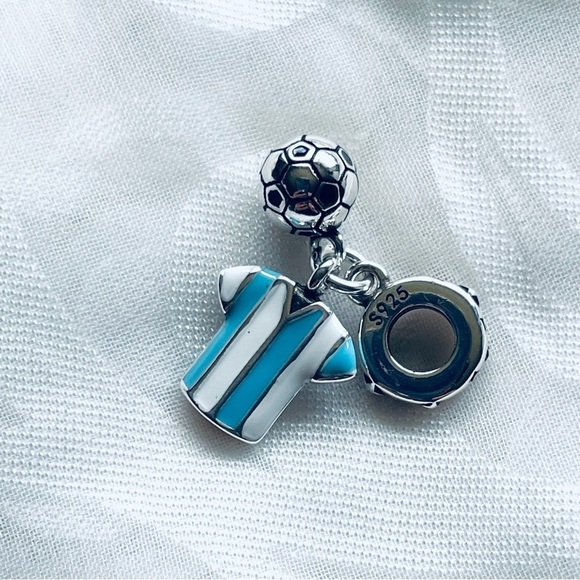 ⚽NWOT Football Soccer Charm – Argentina - Picture 1 of 10